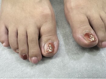 リリィ(RIRI)の写真/【季節やトレンドそしてあなたに似合うデザインをご用意♪】足元を彩るフットネイルもオススメ★