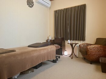 十六夜マッサージの写真/忙しい毎日から解放される、完全個室の隠れ家サロン。心安らぐ落ち着いたリラックス空間へようこそ♪