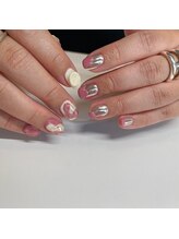 リルム(Relum)/左右非対称ネイル！