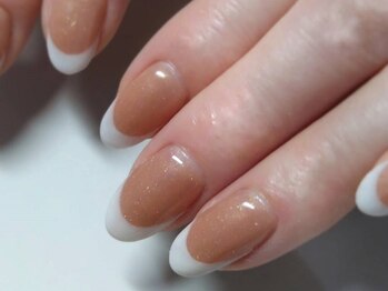 モーダアッカ(moda acca)の写真/《烏丸/四条》オフィスネイルもお任せ☆お仕事や家事で派手にできない方へ◎上品なデザインが豊富♪