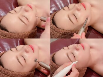 ルタンリッシュ ハナレ(Lutan Riche 花麗)の写真/ほうれい線・たるみケア｜ツボケア×コリほぐし×美容液導入で、すっきりとした印象へ¥13800☆敏感肌OK