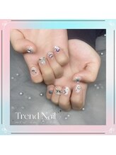 トレンドネイルスタジオ(Trend Nail Studio)/ショートネイルも華麗に仕上がる