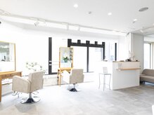 ユトレ(yutre)/ストレスフリーの広く明るい店内