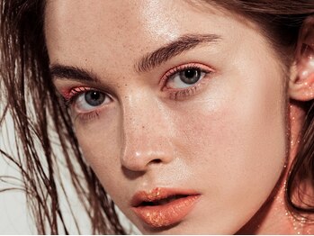 エスボーテ(S beaute)の写真/【人気SET☆メイク仕上げ付/美眉WAX＋まつげパーマ¥8980】余分な毛をワックスで取り除き立体感のある眉に♪