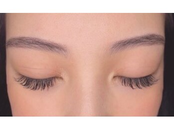 アムール(Amour)/八王子/まつげ/LED