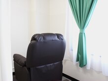 ◆初めてのサロンでも大丈夫◆eyenico天王寺店では経験豊富なアイデザイナーが丁寧に対応させて頂きます!