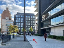 プラチナムドール 二条店(PLATINUMDOLL)/右側を直進します。