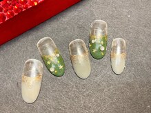 クイーンビー(QUEEN BEE)/12月定額ネイル￥6900
