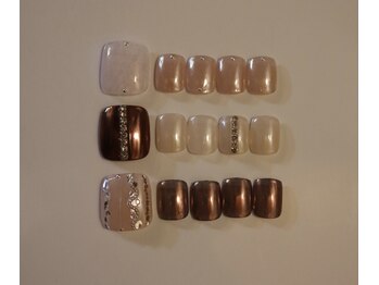 美容室 アクセ(ACCE)の写真/お好みのデザイン、カラーで足元を華やかに。丁寧なフットケアで素足に自信を◯