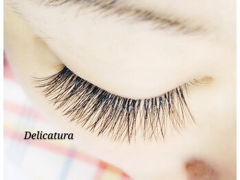 デリカトゥーラ(Delicatura)/ボリュームラッシュ