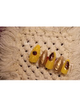 アトリエ ロカヒ(atelier lokahi)/ひまわりネイル