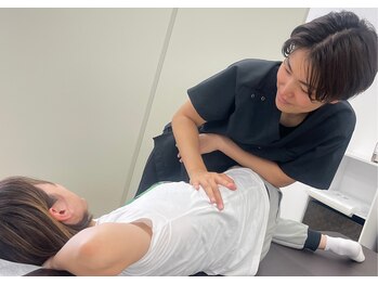 ナオル整体 大里院(NAORU整体)/沖縄/大里/猫背/骨盤矯正/産後