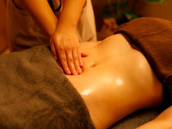 椛(momiji)/お腹のリンパもゆっくり流します