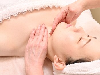 整体院 癒楽里/オールハンド/南浦和　エステ