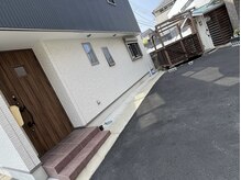 アクア (aqua)の雰囲気（広い駐車スペース完備☆）