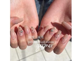 ワンホン系キラキラネイル☆