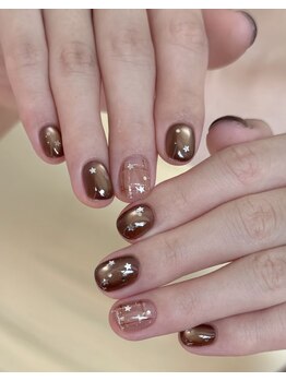 秋冬大人気のマグネットネイル！