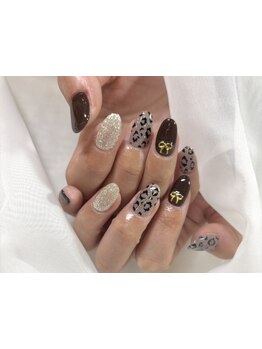 手描きアートが得意なサロン