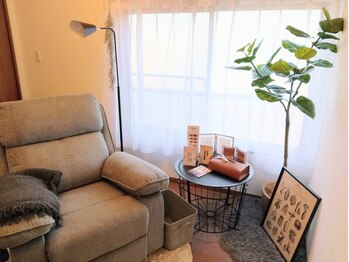 eyelashsalon kumr.の写真/毎日頑張る自分に、ちょっと贅沢な休息を。個室1室のプライベート空間で、心も目元もリフレッシュ♪