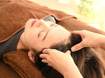 ぽの 富岡/眠りの世界へいざなうヘッドスパ