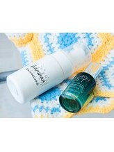  一生付き合える目元の健康を。まつげに特化したサロンが厳選した、化粧品登録済みの最新商材を使用。