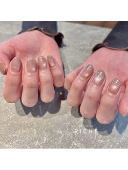 ピンクブラウンマグ×フラッシュ