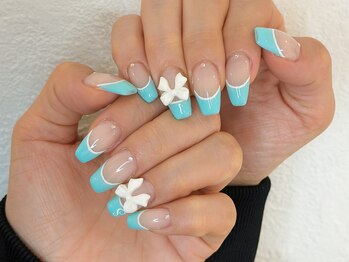 ワンアンドオンリー(One&Only)/ティファニーブルーネイル