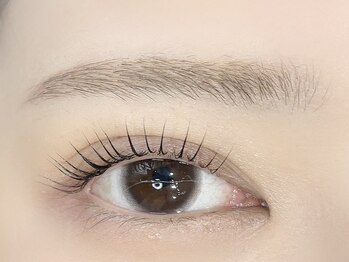 シピ ラメゾン 柏(Chipie La Maison)/アイブロウワックス★平行眉