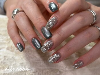 寒色 ちぐはぐ アート