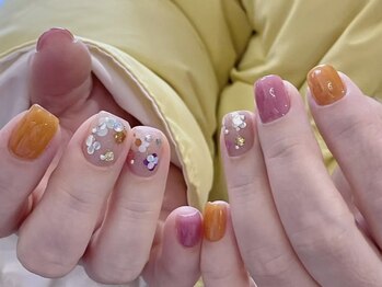 フィレシアートネイル(Pholeisi Art Nail)/