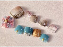 235.大人女性のフットネイル