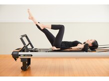 ララアーシャ 池袋スタジオ(Lala Aasha)/リフォーマーで柔軟UP