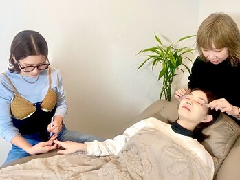 シャルモン(charmant)の写真/ついにアイもスタート★【ネイル,アイメニューの同時施術OK】時短でキレイが叶う！カウンセリングも丁寧◎