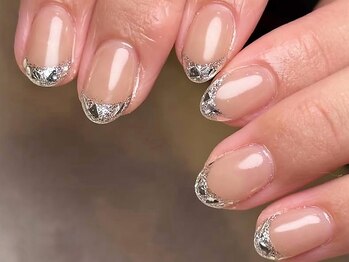 ディーバ 心斎橋grace店(Diva)の写真/爪を傷めない次世代ジェル使用◎ 保ちツヤうるうるNAILで一ヵ月続くツヤと圧倒的フォルム美！