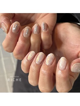 リッシュ(RICHE)/アシメニュアンスネイル