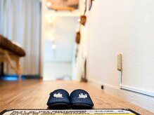 身体調整かわしま/階段上がって店内へ