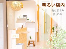 スリー(THREE.)/【店内】入口