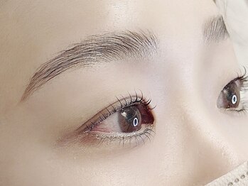 スキン 心斎橋店(skin)の写真/【眉毛×まつげパーマ上下】第一印象は目元で決まる！アイブロウとまつげパーマのSETが大人気！新規¥9900