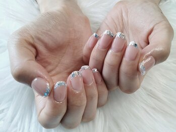 ビュービー ネイル(Beaubie Nail)/ガラスフレンチネイル