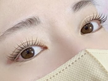 リロ(Riro)の写真/*次世代まつ毛パーマでダメージ最小限*かわいい目元に*ナチュラルなエクステも◎