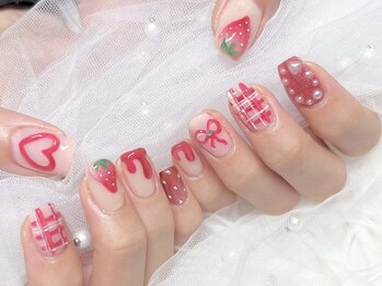 いちごネイル ¥8000+追加
