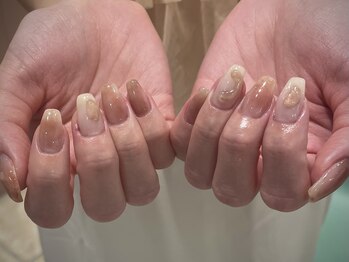 シー(She)/ピンクブラウン/ニュアンス