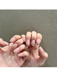 ラメグラ×先端フレンチライン