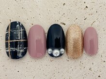 タフィーネイル 宜野湾コンベンションシティ店(TaffyNail)/Bコースデザイン　5590円