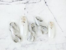 シシ(SiSi)/#ニュアンス #大理石ネイル