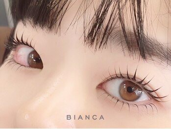 ビアンカ 武蔵浦和店(Bianca)の写真/まつげメニュー人気No.1★パリジェンヌラッシュリフト¥5500~/フラットラッシュ(上)120本¥6000~