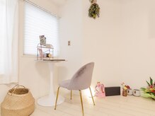 ヨサパーク ミラー(YOSAPARK Mirror)/明るく清潔な店内