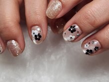 ネイルルームスリー(nailloomno.3)/スパンコールでフラワーネイル