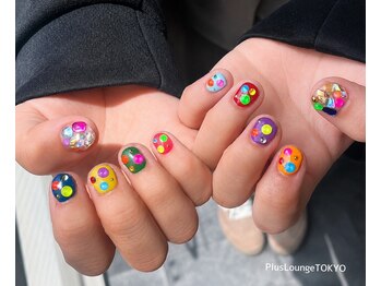 プルースラウンジ トウキョウ(Plus Lounge TOKYO)の写真/【フィルイン/パラジェル対応】ショートネイルでも可愛くお洒落に!夏に人気のカラーやパーツも豊富![原宿]