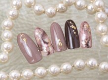 ナナズネイル 西小倉店(NANA's Nail)/ブラウンで大人っぽく
